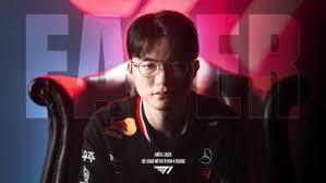 大魔王Faker,转生电竞少女
